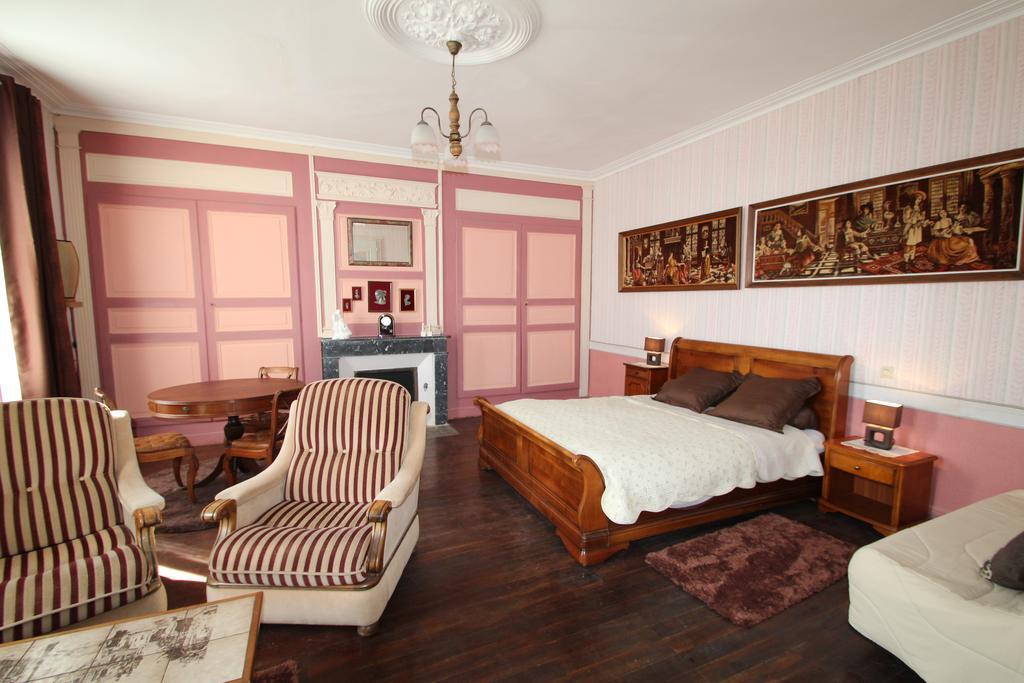 Vaudelnay Domaine Des Roses B&B 객실 사진