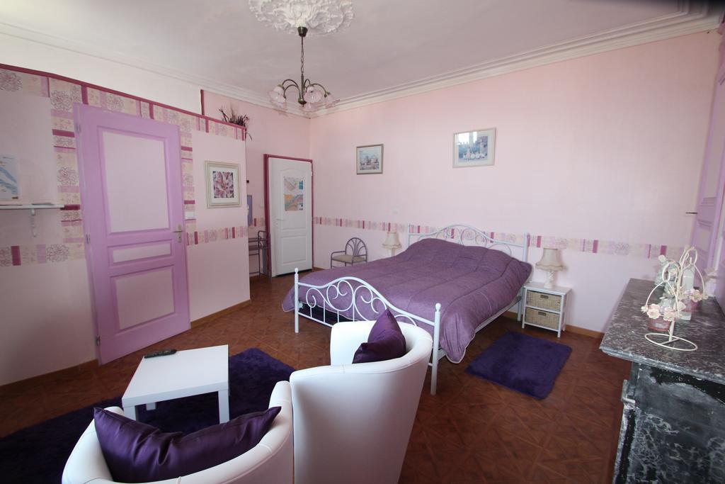 Vaudelnay Domaine Des Roses B&B 객실 사진
