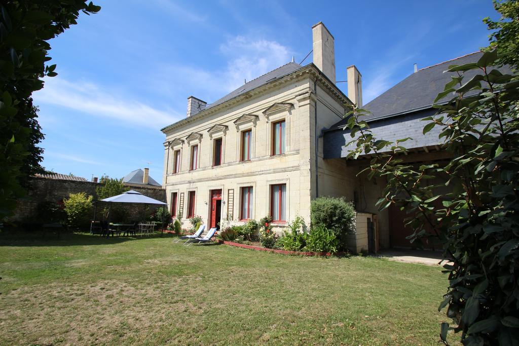 Vaudelnay Domaine Des Roses B&B 외부 사진