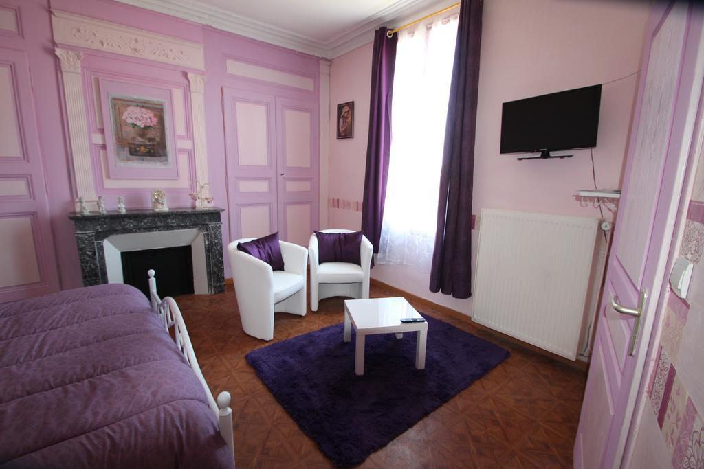 Vaudelnay Domaine Des Roses B&B 객실 사진